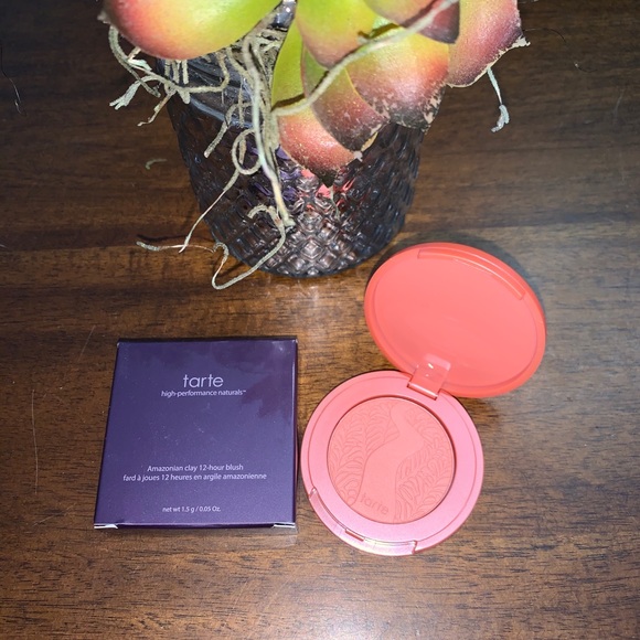 Sold!! Natasha Denona palette + Tarte blush - Picture 3 of 6